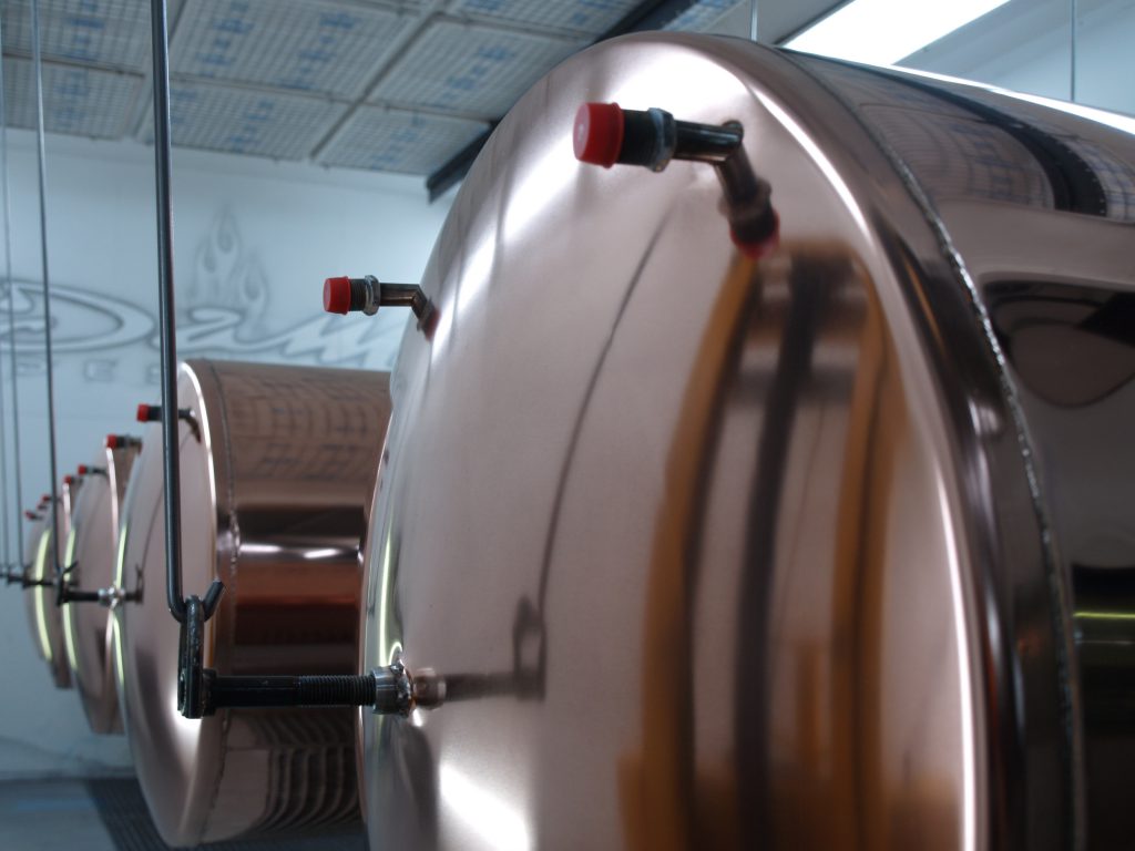 Bier-tank afgewerkt met speciale blankelak